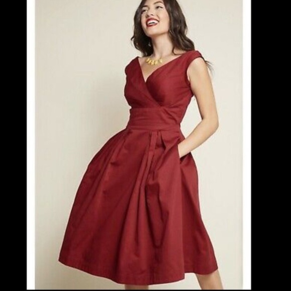 Emily and Fin Occasion Dress